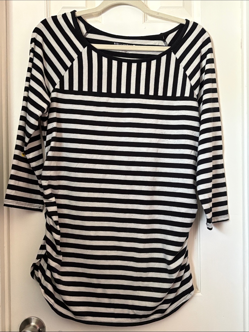 Women’s maternity Black & White Striped 3/4 Sleeve Top